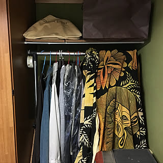 部屋全体/お見苦しいpicですみません(￣▽￣;)/二階の部屋/山善頑丈つっぱりラックモニター応募/いいね、フォロー本当に感謝です♡...などのインテリア実例 - 2017-11-19 09:42:26