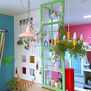 部屋全体/いつもいいねやコメントありがとう♡/まわりきれなくてごめんなさい！/カラフルな部屋/ペンダントライト...などのインテリア実例 - 2015-05-07 08:25:43