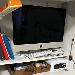 机/iMac/蛍光灯のスタンドは熱い/UVライトのインテリア実例 - 2018-07-04 07:32:55