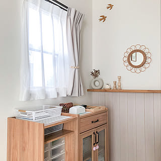 人気フレンチカントリー北欧調ホワイト扉キャビネット木製飾り棚収納