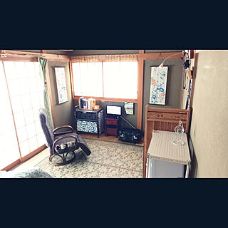 部屋全体/占い師の部屋/仕事部屋/作業部屋/緑色の部屋...などのインテリア実例 - 2020-09-18 12:33:31