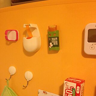 冷蔵庫に貼り付けてある磁石のインテリア実例 - 2013-02-17 10:39:34