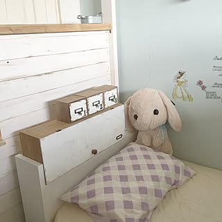 ベッド周り/マンガ収納BOX/キッズスペース/DIY/子供部屋DIY...などのインテリア実例 - 2017-06-09 15:55:41