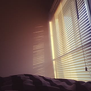 ベッド周り/おはようございます♪/朝日/ブラインド/ストライプのインテリア実例 - 2014-05-03 05:28:28