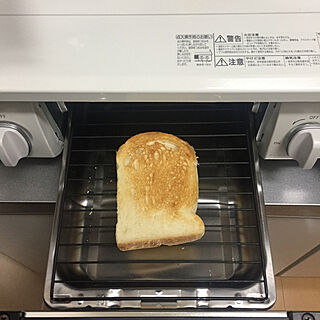 キッチン/グリルでパンを焼く/パン好き/1R/一人暮らし...などのインテリア実例 - 2018-12-01 09:04:11