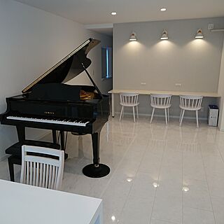 LDK30畳/ホワイトインテリア/ホワイト/白/グランドピアノがある部屋...などのインテリア実例 - 2022-12-31 23:00:27