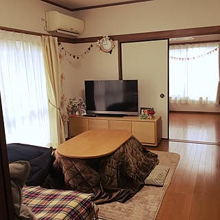 部屋全体/無印良品/ニトリこたつ布団/中古住宅/和室を洋室に ...などのインテリア実例 - 2016-11-10 09:00:31