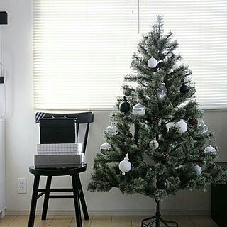 クリスマスツリー/セリア/IKEA/シンプルインテリア/モノトーンインテリア...などのインテリア実例 - 2017-12-07 12:31:39