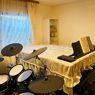 YAMAHA/グランドピアノは場所を取る/電子ドラム/グランドピアノがある部屋/音楽室...などのインテリア実例 - 2022-01-27 15:05:07