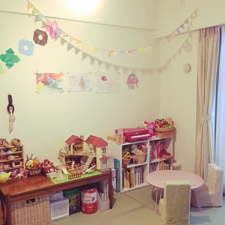 おもちゃ部屋 子供部屋女の子のおしゃれなインテリアコーディネート レイアウトの実例 Roomclip ルームクリップ