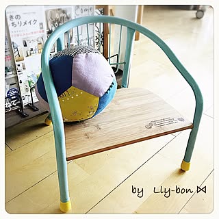 リビング/スタンプ/豆イス/好きな色 グリーンです/ハンドメイド...などのインテリア実例 - 2017-03-13 13:59:41