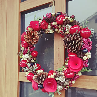 ハンドメイド☆大きめのクリスマスリースでオシャレな飾りに☆レース 