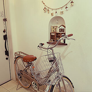自転車のある部屋/自転車/部屋作り/カフェ風/家型...などのインテリア実例 - 2022-04-17 18:04:51