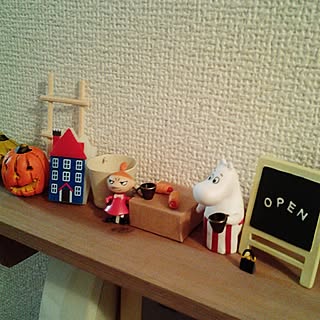 棚/変なタグ作ったって怒らないで/ミーが偉そうに見える(笑)/NO MOOMIN NO LIFE♪/アドレナリン出まくってます(°∀°)♪...などのインテリア実例 - 2014-10-20 20:52:38