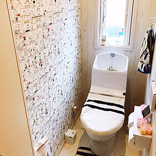 ニトリのトイレマット&便座カバー/スヌーピー クロス/SNOOPY壁紙/SNOOPYカレンダー/すっきり暮らしたい...などのインテリア実例 - 2020-03-22 14:35:31