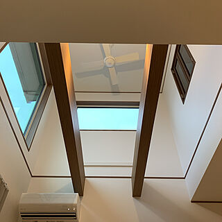 吹き抜け　室内窓/吹き抜けリビング/壁/天井のインテリア実例 - 2021-02-12 07:24:05