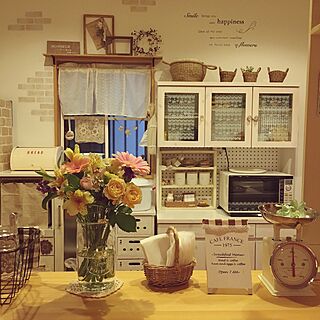 キッチン/食器棚/窓枠DIY/カゴ/お花...などのインテリア実例 - 2017-02-22 17:45:24