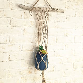 麻紐 マクラメ編みのおしゃれなアレンジ 飾り方のインテリア実例 Roomclip ルームクリップ