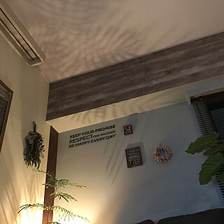 壁/天井/壁はペンキ/間接照明/夜のリラックスタイム/梁に壁紙...などのインテリア実例 - 2018-09-25 23:30:36