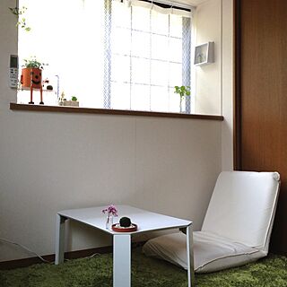 部屋全体/花/ウォールシェルフ/植物/座椅子...などのインテリア実例 - 2013-03-26 19:08:00