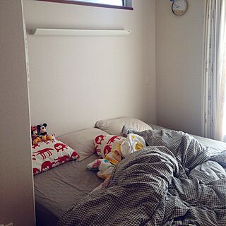 ベッド周り/IKEA/無印良品　/照明/三人で寝るには狭い...などのインテリア実例 - 2015-06-21 08:51:05