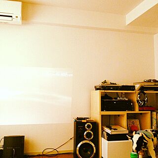 Livingroom/DJブース/projector/牛/Shelf...などのインテリア実例 - 2014-01-21 22:51:27