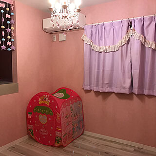 部屋全体/シャンデリア♡/ピンクの壁/おんなのこの部屋/かわいい♡のインテリア実例 - 2018-07-26 11:41:17