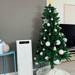 クリスマスツリー150cm/クリスマスツリー/モノトーン/狭いリビング/ホワイトインテリア...などのインテリア実例 - 2020-11-01 15:43:11