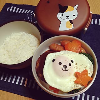 机/どんぶり弁当/中学一年生/お弁当/いつもいいねやコメありがとうございます♡...などのインテリア実例 - 2017-04-11 07:35:49