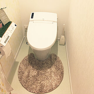 バス/トイレ/床はグリーン/トイレの床/ずぼら主婦/100均...などのインテリア実例 - 2017-11-24 21:46:24