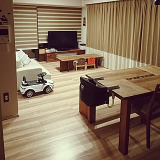 部屋全体/マンション/子どもと暮らす/リビングダイニング/カーテンのインテリア実例 - 2017-06-29 23:10:51