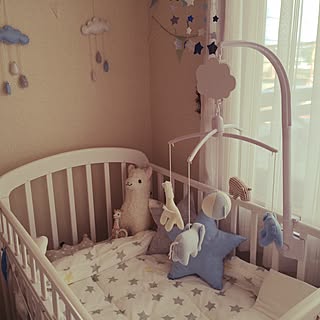 ハンドメイド ベッドメリーのおしゃれなアレンジ 飾り方のインテリア実例 Roomclip ルームクリップ