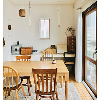 赤い座面が魅力的 バルーンバックチェア エレガント 猫脚 ヨーロピアン