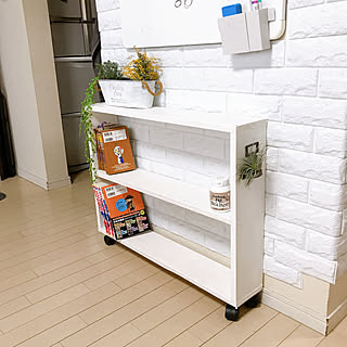 ダイソー マンガ収納のアイデア おしゃれなインテリア実例 Roomclip ルームクリップ