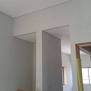 壁/天井/グレー/同じ壁紙ですが角度で違う/２階の階段上のインテリア実例 - 2017-04-13 08:29:34