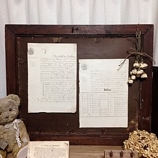 ベッド周り/160年前の手書きノート/アンティーク/アンティーク額縁/アンティークテディベア...などのインテリア実例 - 2015-06-18 19:31:14