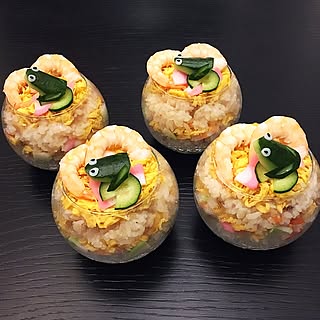 机/カップ寿司/飾り切り/夕食/晩ごはん...などのインテリア実例 - 2017-03-01 19:36:26