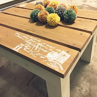 ベッド周り/転写シール　セリア/踏み台DIY/ポンポンメーカー/セリア♡のインテリア実例 - 2017-01-30 19:01:40