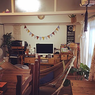 リビング/観葉植物大好き❤︎/観葉植物のある部屋/観葉植物♡/観葉植物...などのインテリア実例 - 2018-07-18 19:39:38