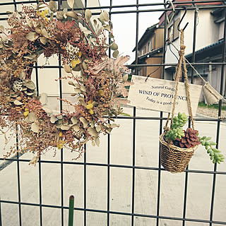 玄関/入り口/多肉植物のある暮らし/癒しの空間/多肉植物寄せ植え/ガーデニング...などのインテリア実例 - 2018-04-01 18:26:36