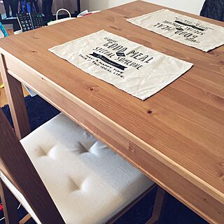 机/IKEAのダイニングテーブル/セリア/塩系インテリアに憧れる/リモコン入れのインテリア実例 - 2016-12-07 10:51:38