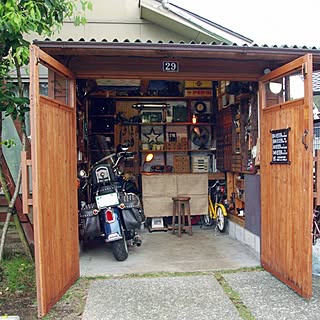 バイクガレージのおしゃれなインテリアコーディネート レイアウトの実例 Roomclip ルームクリップ バイクガレージのおしゃれなインテリアコーディネート レイアウトの実例 Roomclip ルームクリップ