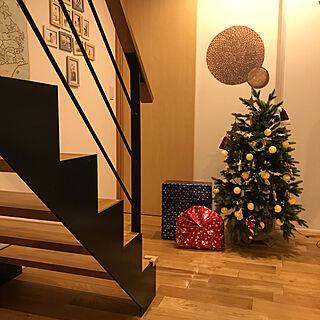 ストリップ階段/サンタクロース/プレゼント/クリスマス/部屋全体...などのインテリア実例 - 2021-12-24 22:30:54