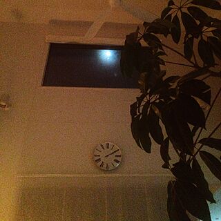 壁/天井/月が見える窓/夜景/観葉植物のある部屋/北欧家具...などのインテリア実例 - 2016-09-09 22:42:26