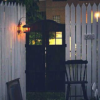 玄関/入り口/ニトリ/ソーラーライト/夜の庭/板壁DIY...などのインテリア実例 - 2016-07-22 00:24:15