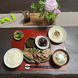 農協の花を飾る/息子の夕食/心地よく暮らす工夫/祖母の帯/カエルの置物...などのインテリア実例 - 2023-06-24 18:51:57