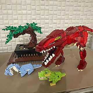 ダイソーおもちゃ/ダイソー/恐竜/レゴブロック/LEGO...などのインテリア実例 - 2022-08-31 22:14:53