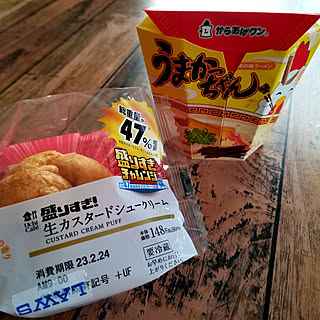 キッチン/ローソンスイーツ/盛りすぎシュークリーム/太っ腹すぎるキャンペーン✨/売り切れる前にゲット...などのインテリア実例 - 2023-02-21 18:13:17