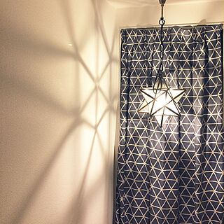壁/天井/照明/階段/ダイソーのカーテンのインテリア実例 - 2017-05-08 22:31:54
