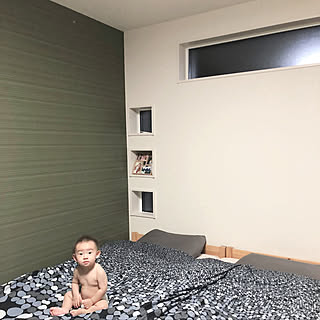 ベッド周り/息子11ヶ月/無印良品ベッド/IKEAベッドカバー/ベッドリネン...などのインテリア実例 - 2018-11-12 20:24:16